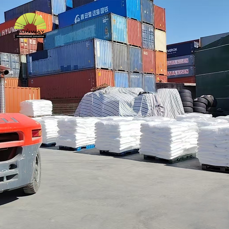 Formiato de sodio de grado industrial con 98% de pureza.