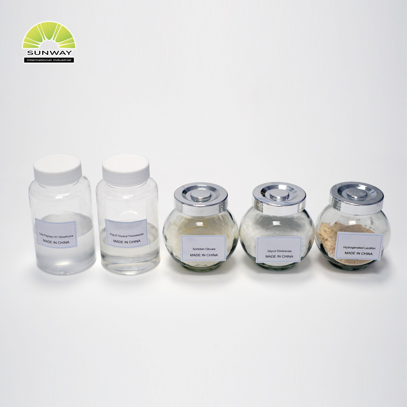 Materias primas para detergentes de ropa Aceites sintéticos Trietilhexanoína para cosméticos